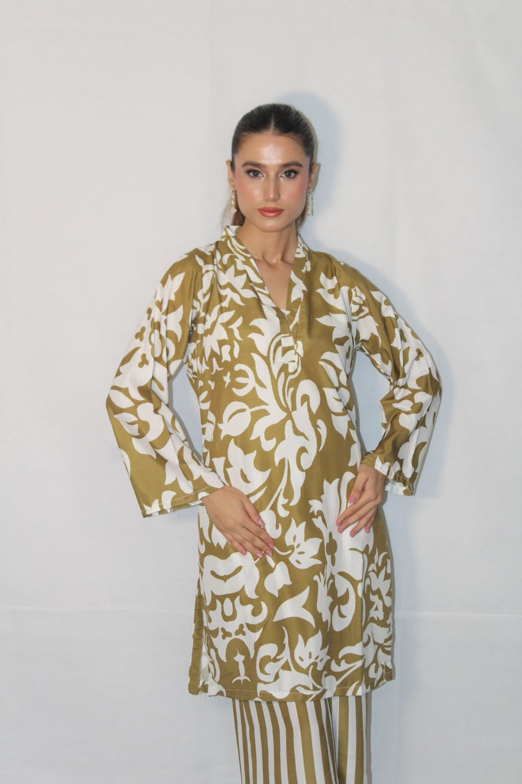 Heritage Vine 2-Piece Set