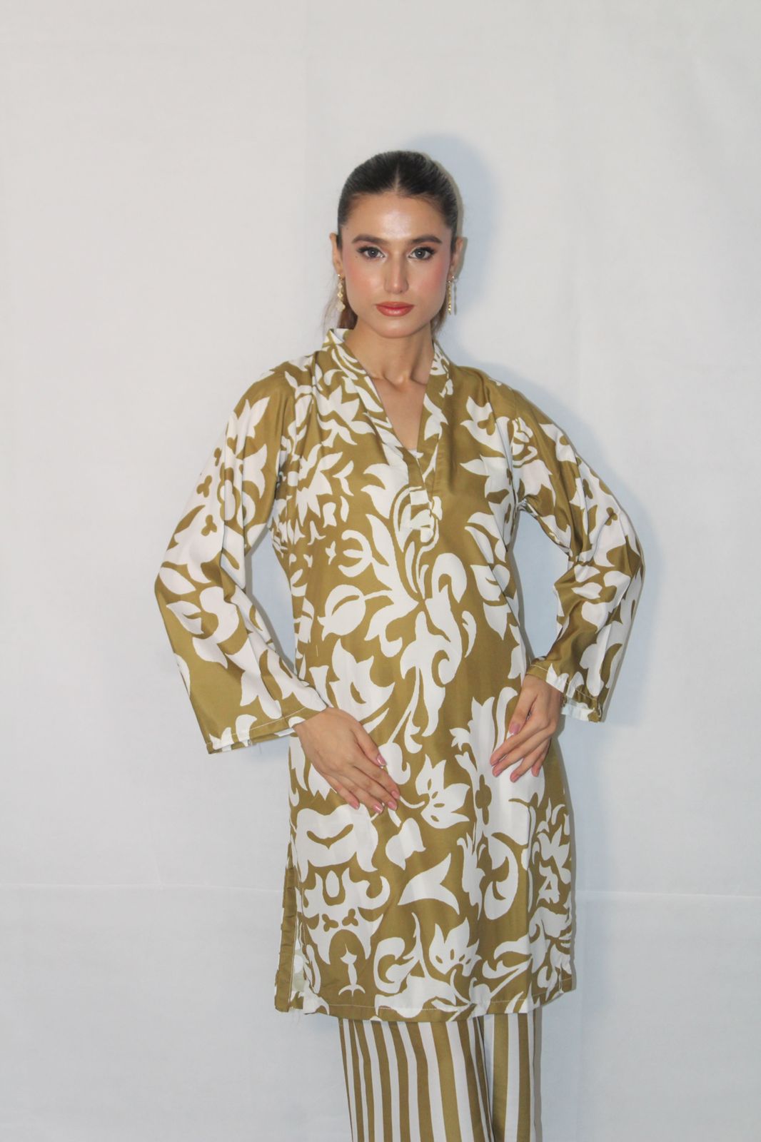 Heritage Vine 2-Piece Set
